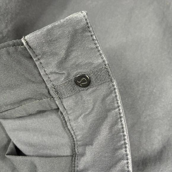 Lululemon ABC Pants Men’s 31x28 Gray Slim Warpstreme Golf Casual Flaws* - Picture 4 of 8
